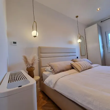 Collis マカルスカ