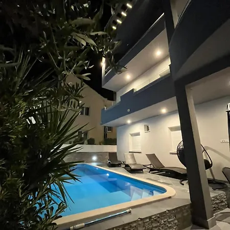 Collis マカルスカ