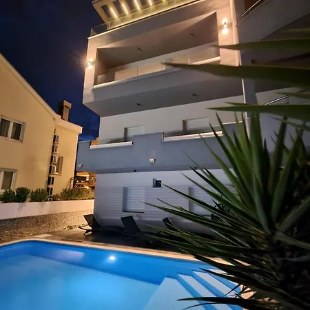 Collis * 마카르스카