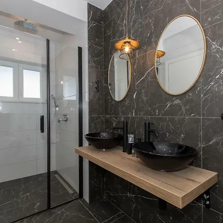 Collis 마카르스카