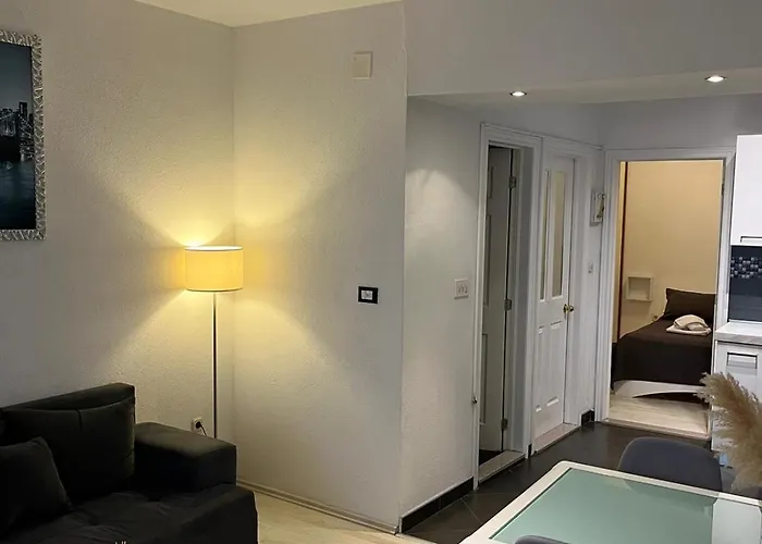 Collis Апартаменти Макарська