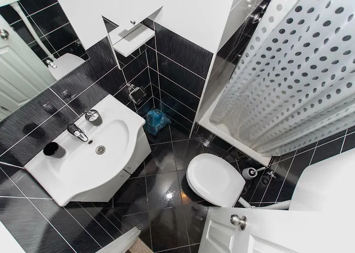 Collis Апартаменти Макарська