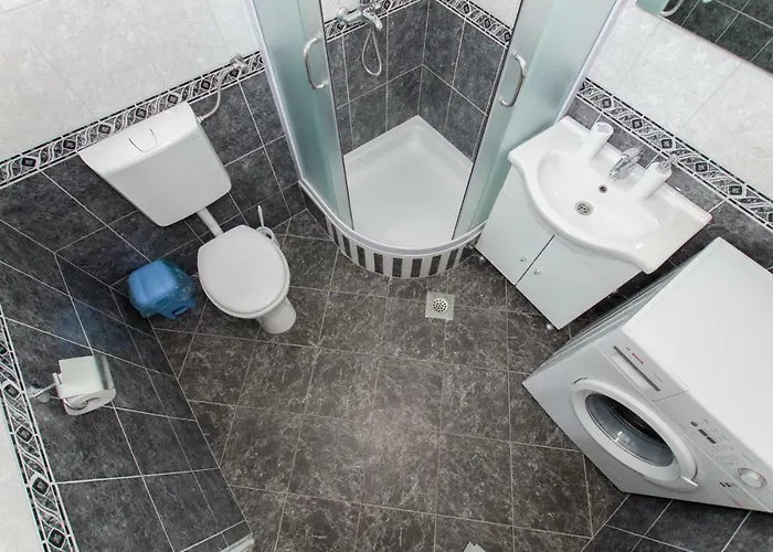 Collis Макарська