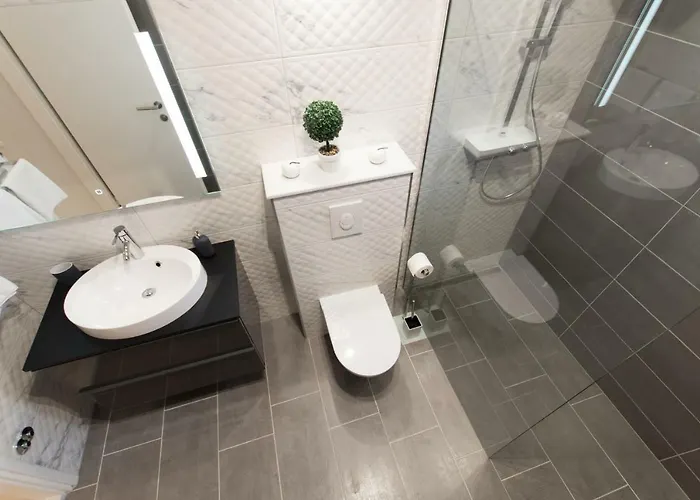 Апартаменти Collis *