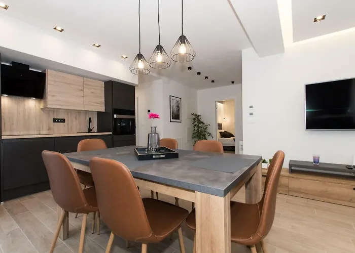 Апартаменти Collis *