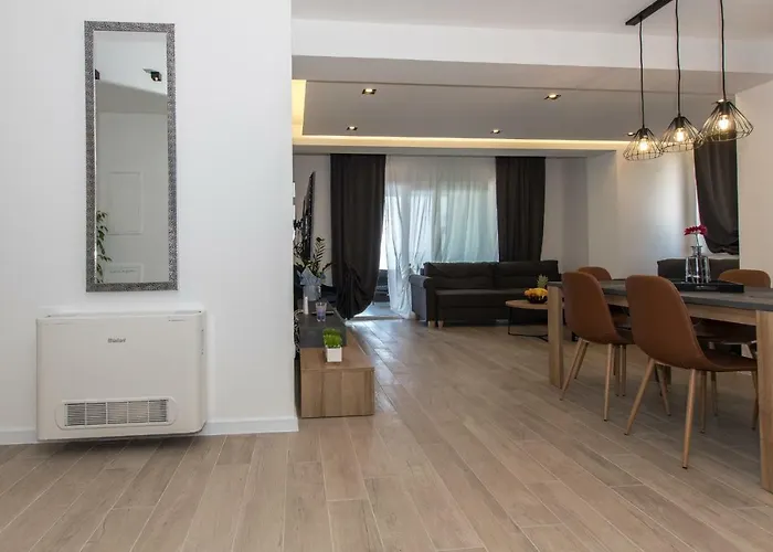 Collis * Макарська