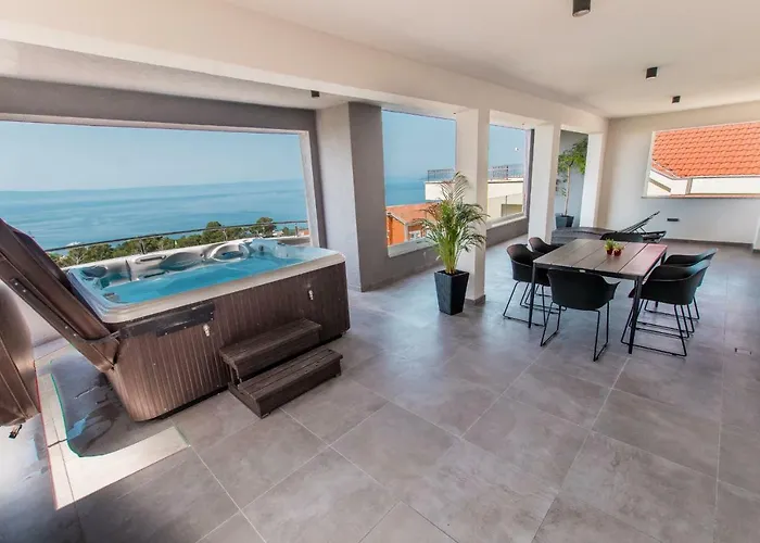 Collis 马卡尔斯卡